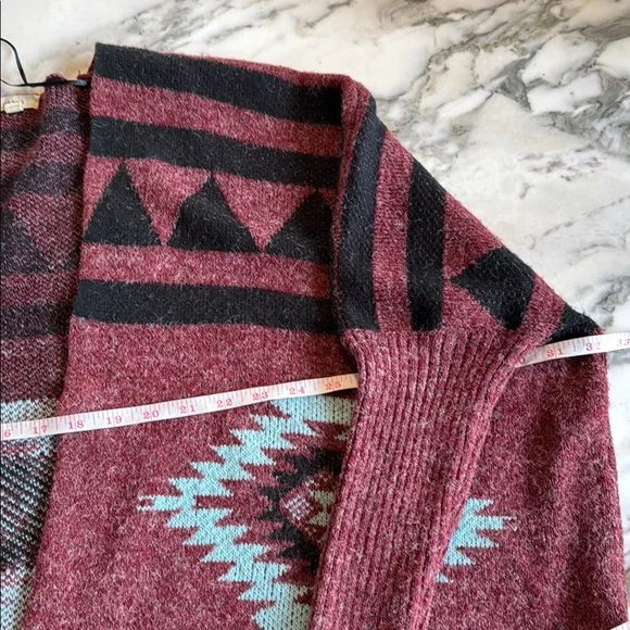 debut Maroon Aztec Open-Front Cardigan with Black and Light Blue Accents - Picture 4 of 8